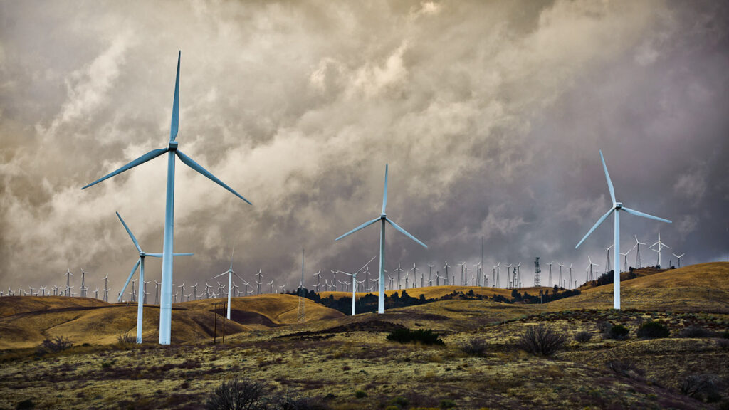 Windmills at sunset in the Tehachapi farm, California. mountain photographer - Windmills Alexandre Buisse Interview