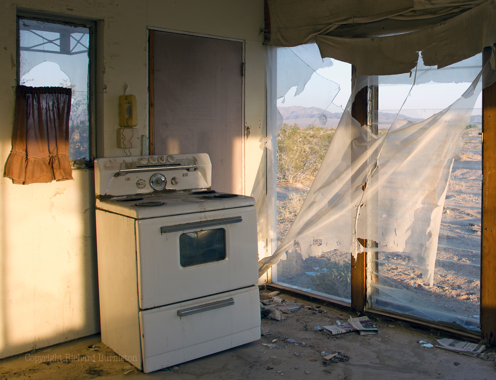 Capturing Ruined Settlements at the Edge of Civilization