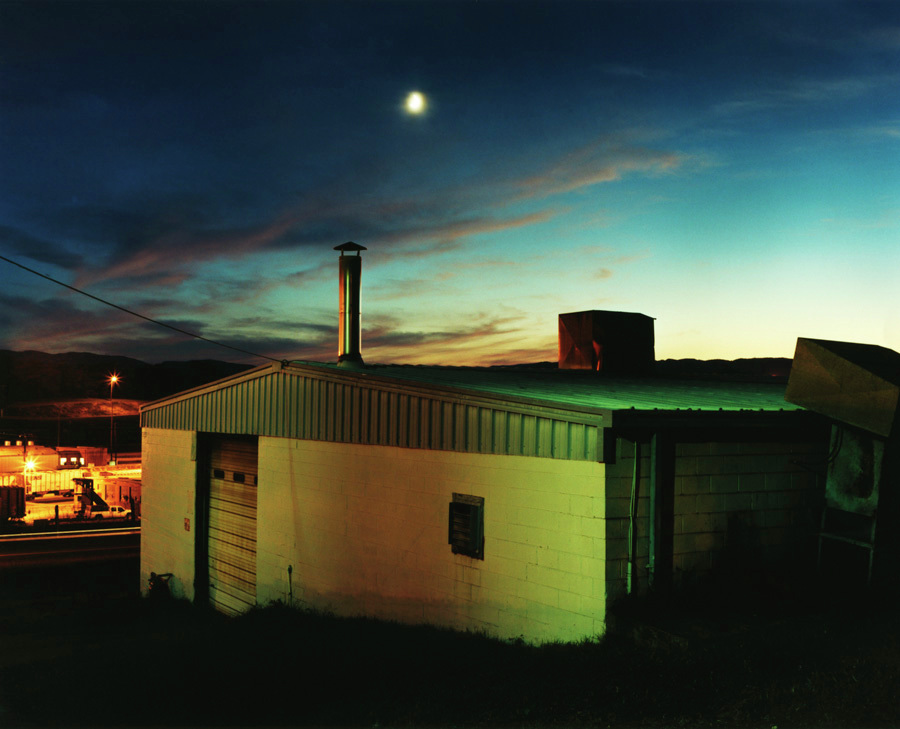 Cityscape Photography overhead light briefly