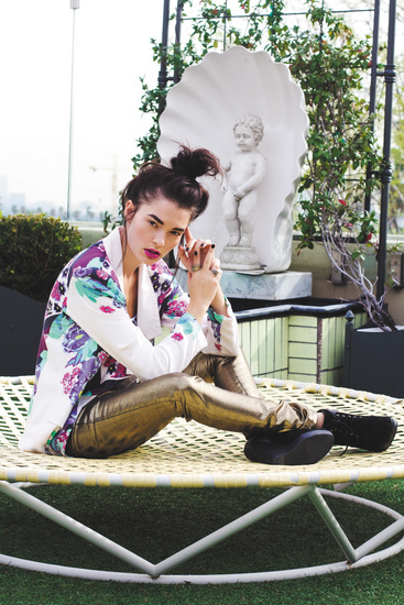 pop culture photography - musician pretending