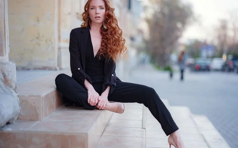 Formal Feminine Poses For Photoshoot