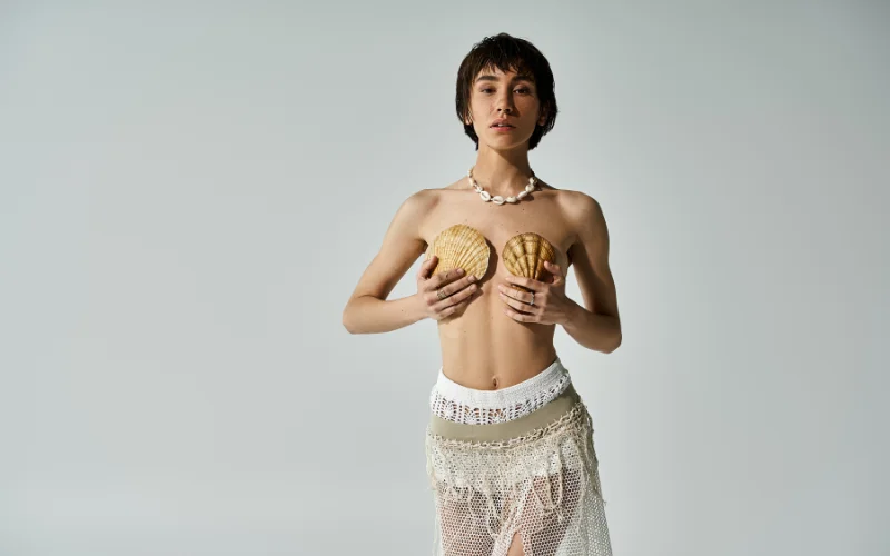 nude art posing, artistic nude pose, nude posing tips, female nude art poses, fine art nude poses