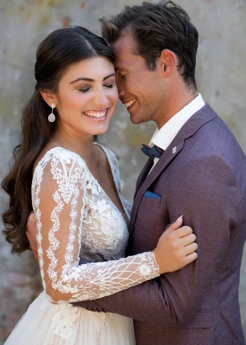 wedding couple portrait by brett florens