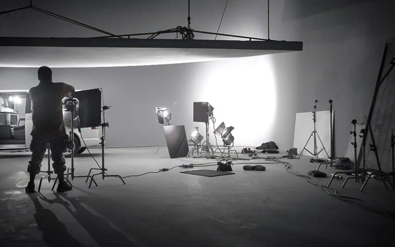 nude photography courses featured