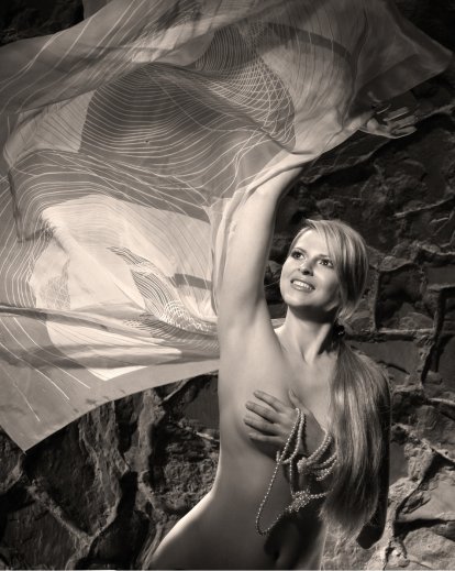 Vintage Nude Photos, vintage nude photographers, classic female nude photography, vintage nude art photography