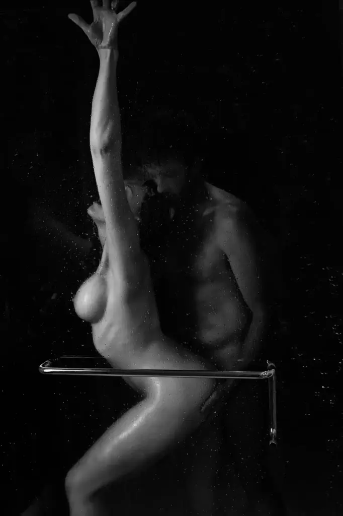 Get wet hot photo, fine art nude photography by pam fields