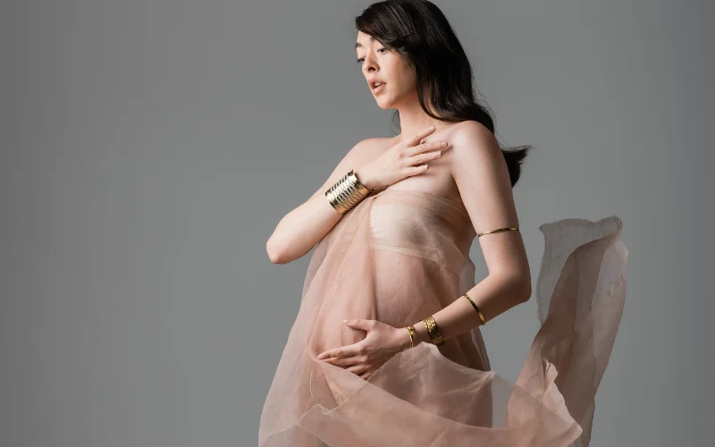 maternity nude photoshoot, maternity nude shoot, nude pregnancy photoshoot, semi nude maternity shoot, nude maternity pictures