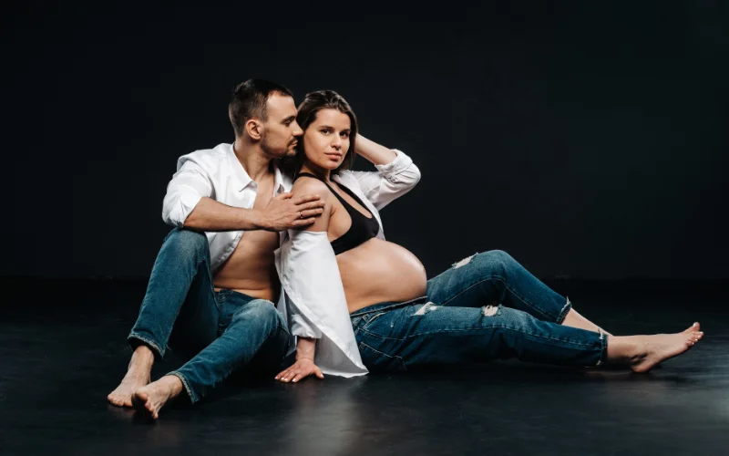 mother and father to be pose