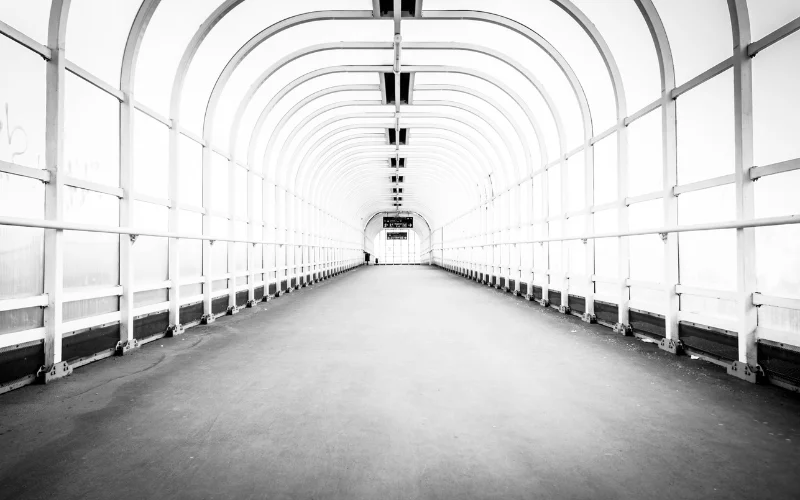 Leading lines: Minimalist photography