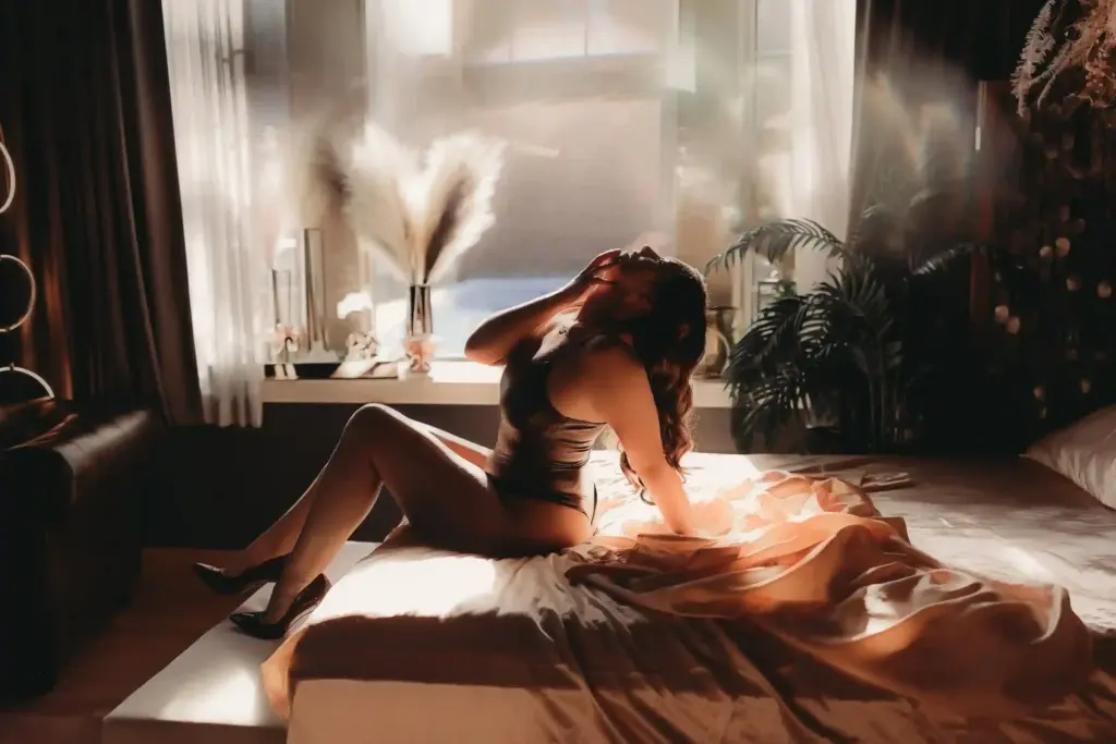 Bedroom boudoir shoot