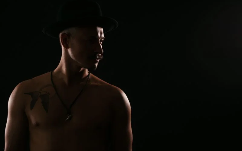 silhouette male boudoir photography