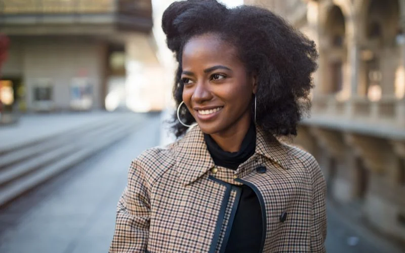 sleek portrait of a dark skinned woman