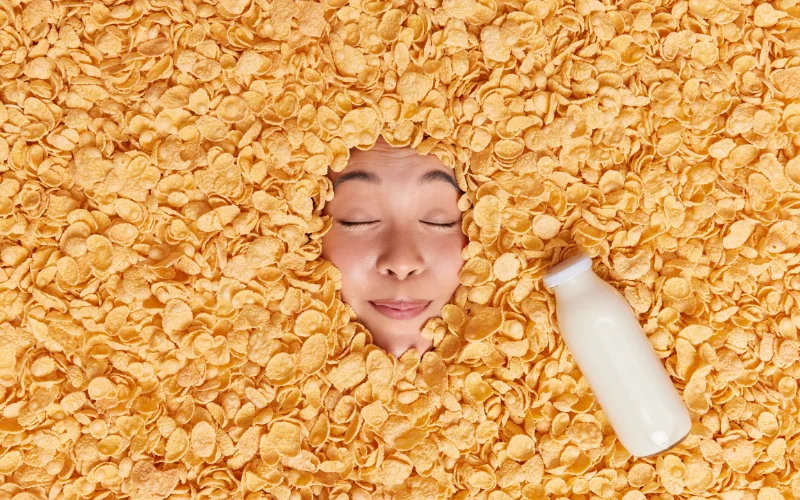 add cereal loops in milk bath, creative milk bath portraits, professional milk bath photography, feminine milk bath photography