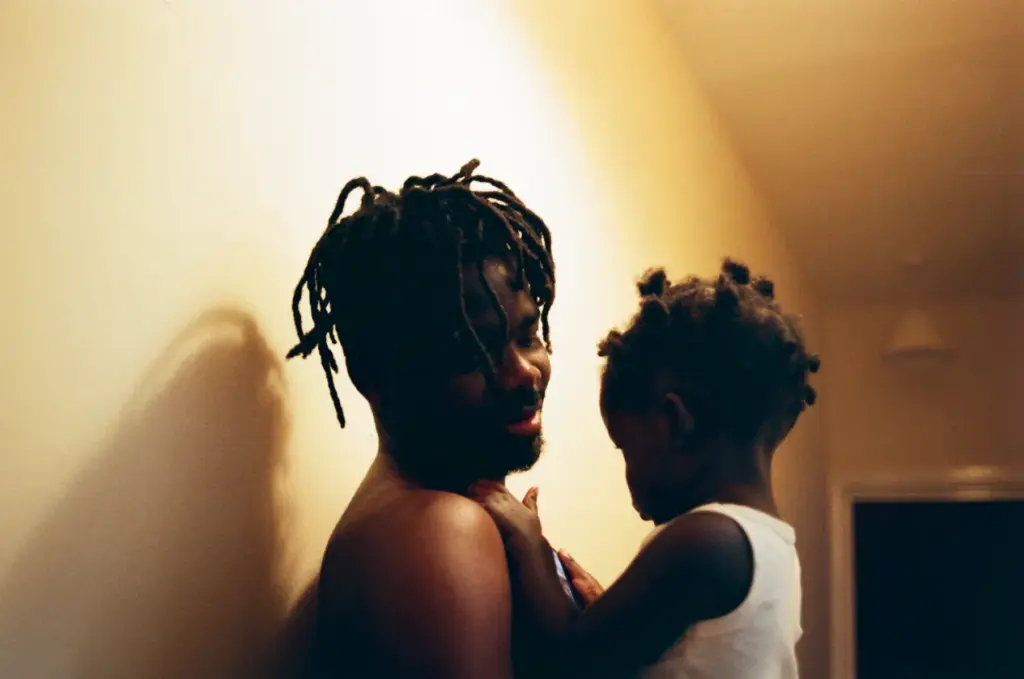 Interview With Photographer Sophie : Present Fathers