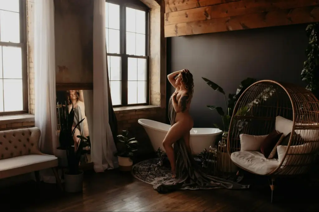 Indoor Photo by boudoir photographer