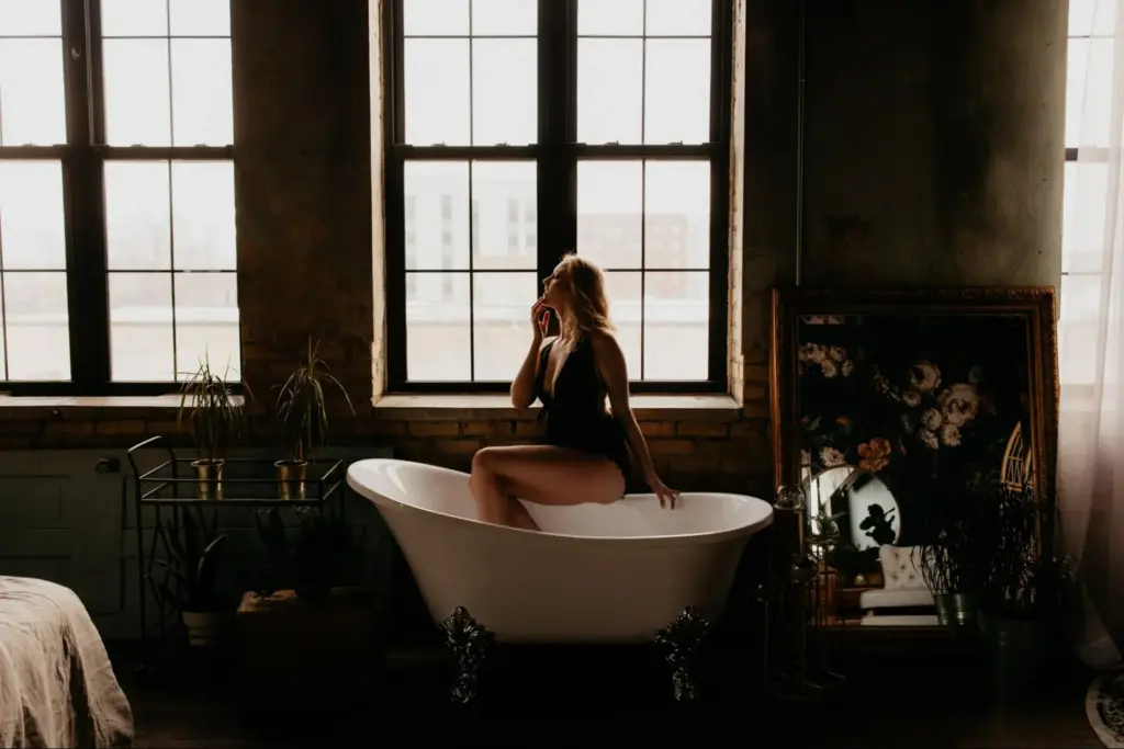 Boudoir photographer