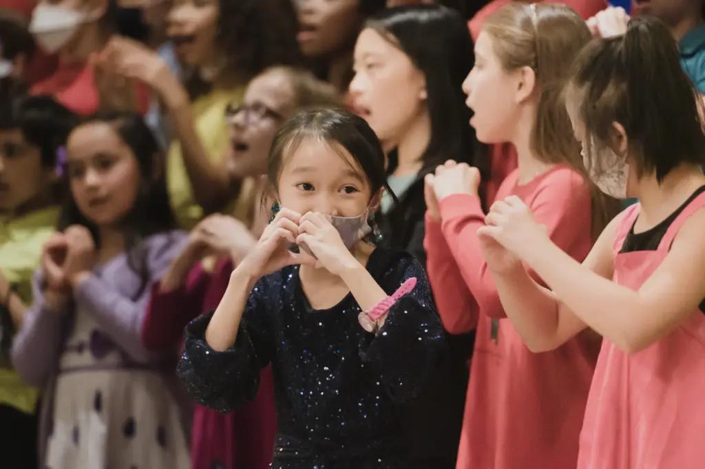 Piccture of child choir