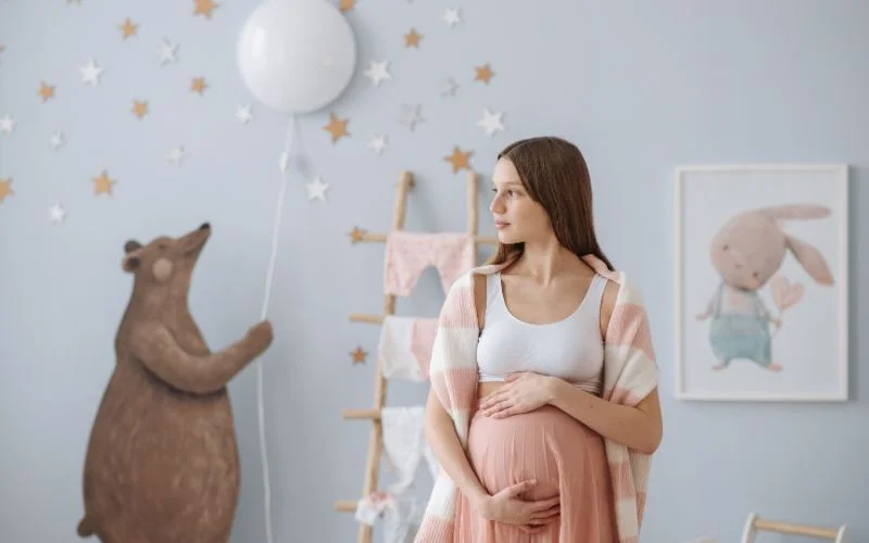 diy maternity photoshoot at home