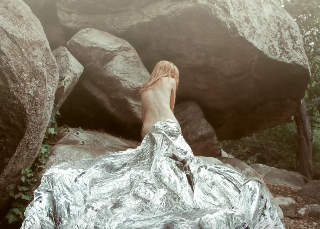 'Things are not as they appear' series | Female nude photogrpahy