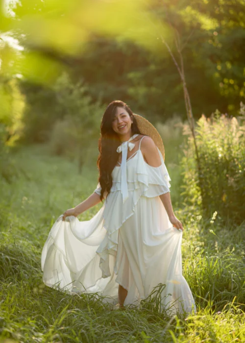 choose flowy fabrics for capturing full body portraits