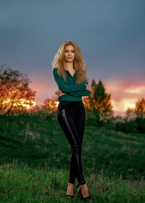 color coordination for full body portraits