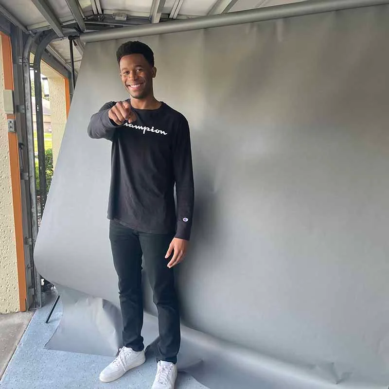 take stunning pictures of models