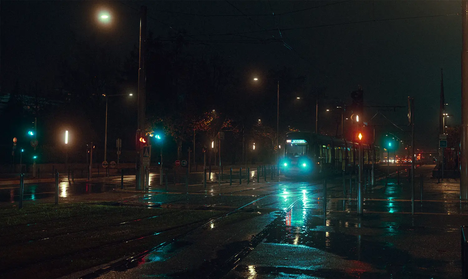 create the perfect mood with stunning effects-before