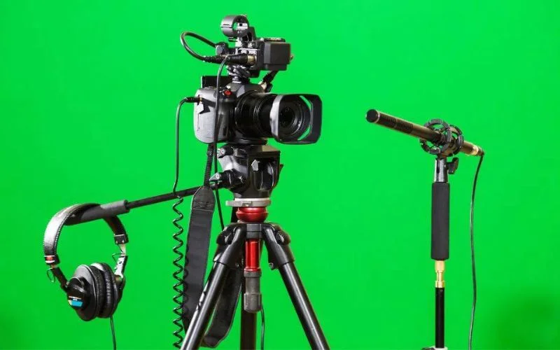 tripod used for green screen photography