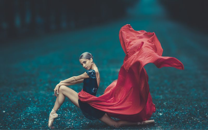 color grading Lightroom using RGB curves for cinematic look