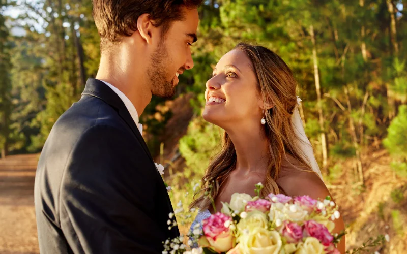 The stare at each other pose