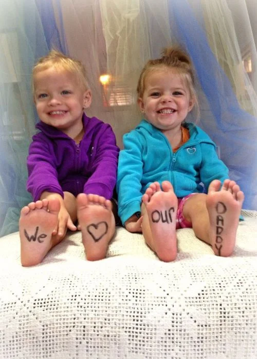 write on children's body parts