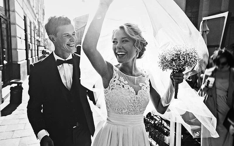 preview of the portrait Photoshop actions on a wedding photo