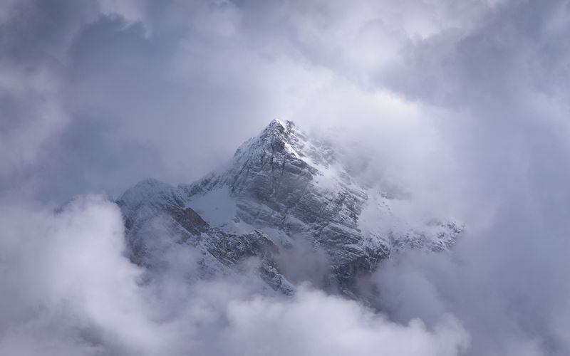 Beautiful snowy mountain image