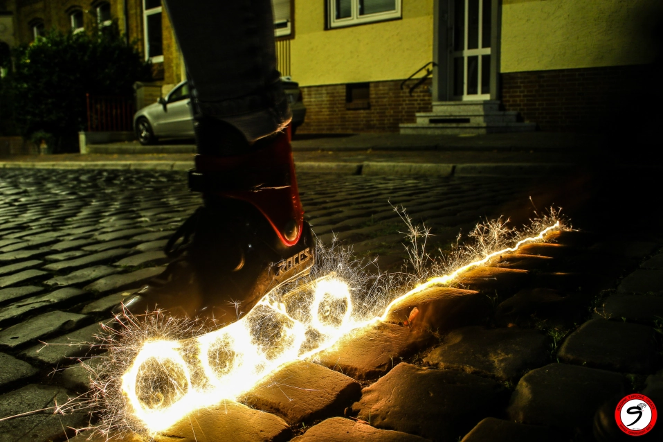 Creative outlining photo using a skate as object