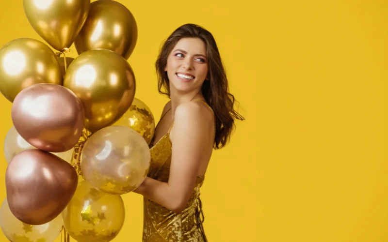 40th birthday photoshoot ideas with balloons