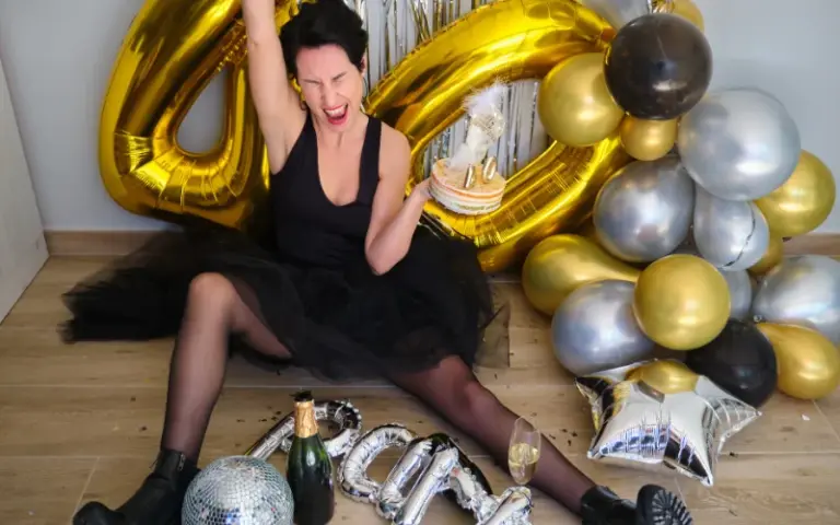 40th birthday photoshoot ideas - featured image