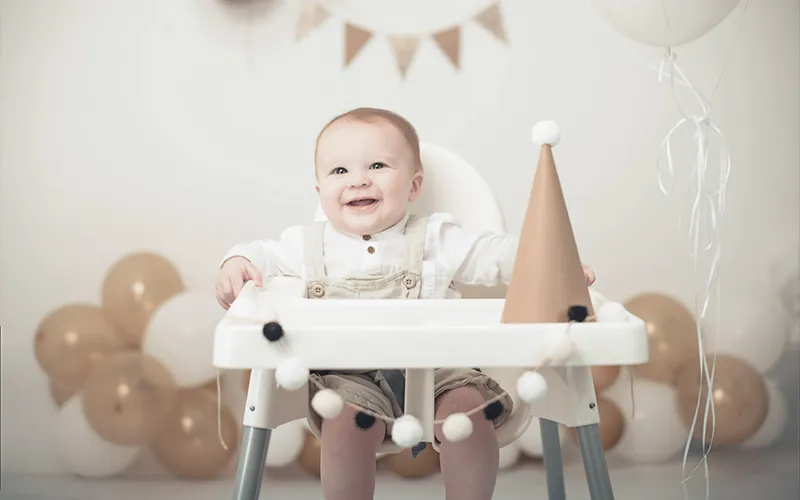 pretty newborn lightroom presets, soft glow baby lightroom presets, aesthetic baby lightroom presets, cool tone newborn photography presets, milky white newborn photography presets