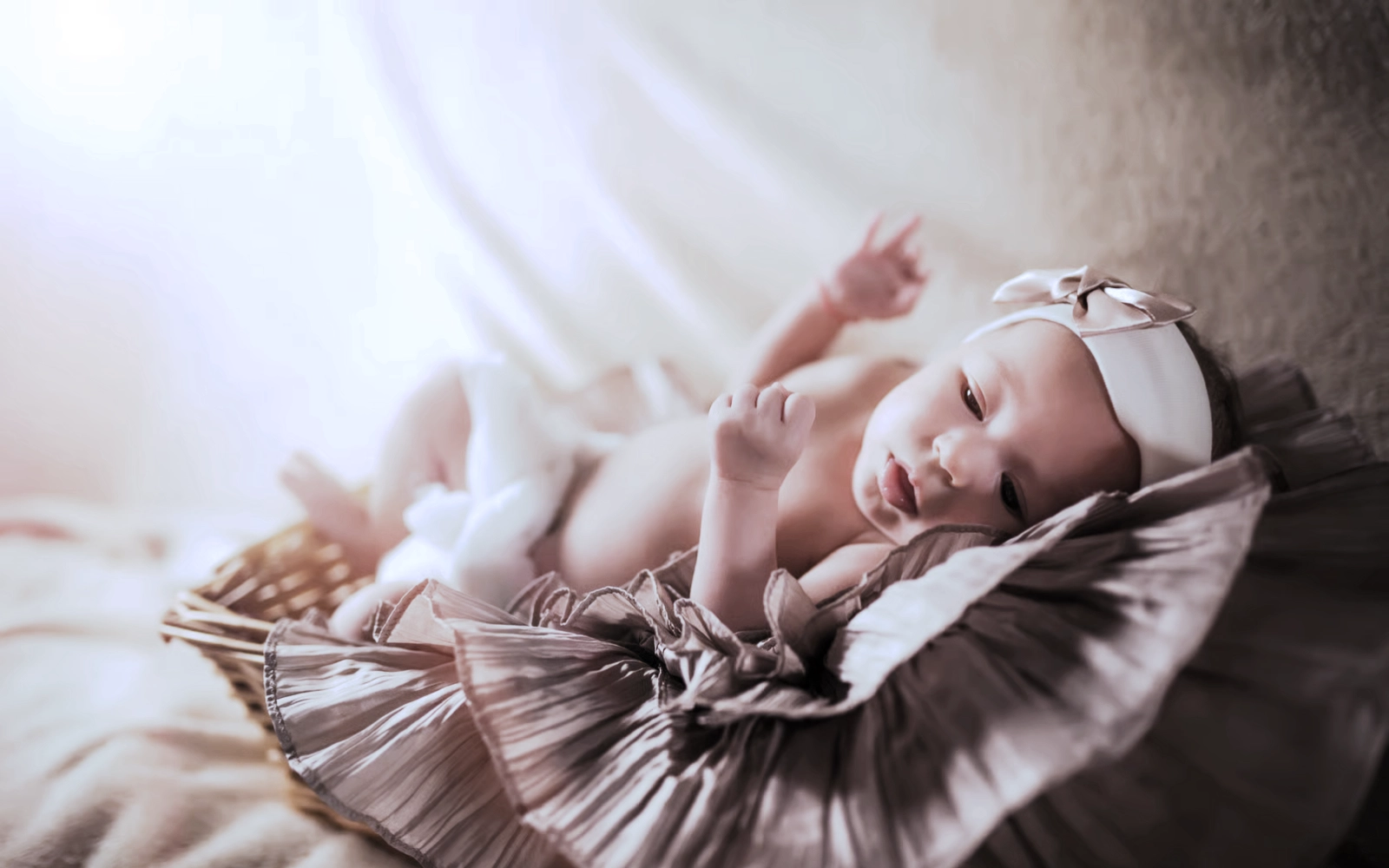 Newborn photo before applying newborn Photoshop actions for soft skin tones