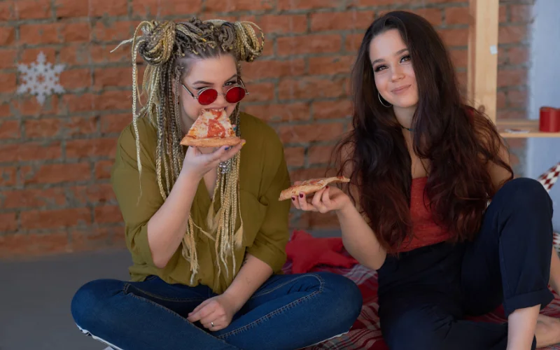 2 sisters photoshoot ideas at home, 3 sisters photoshoot ideas at home, 2 sisters photoshoot ideas, sister photoshoot ideas, sisters photoshoot ideas, sister poses for photoshoot, sisters photoshoot, sister photoshoot poses