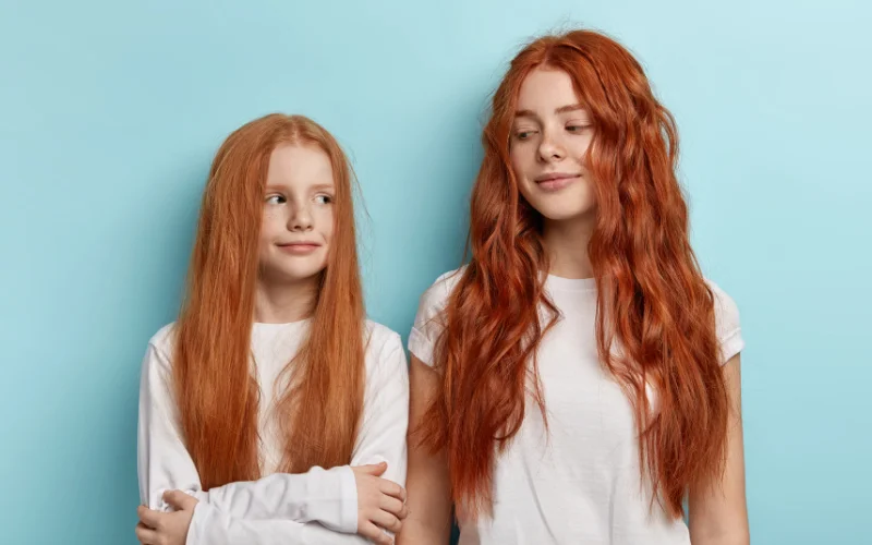 2 sisters photoshoot ideas, sister photoshoot ideas, sisters photoshoot ideas, sister poses for photoshoot, sisters photoshoot, sister photoshoot poses