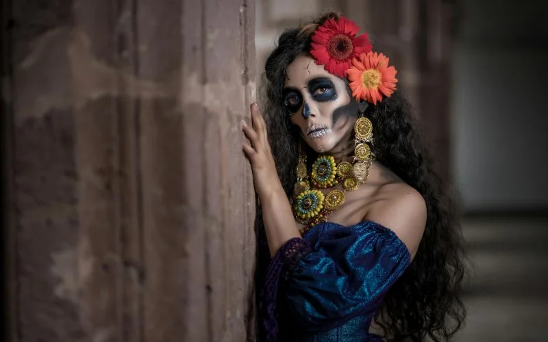 face painting halloween photoshoot ideas for adults