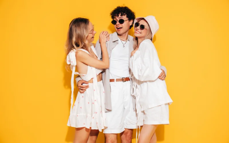 wear matching outfits