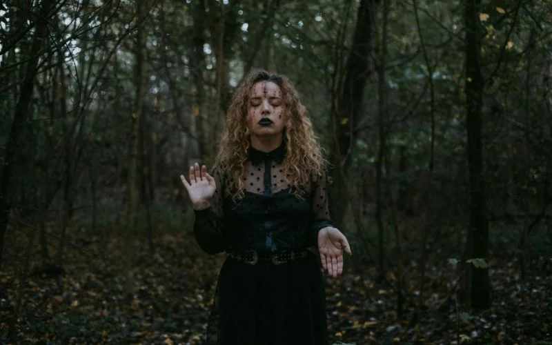 shoot in a creepy forest