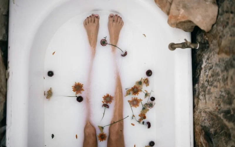 how to prepare a milk bath for photography