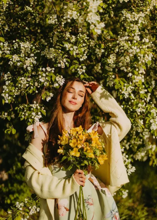 Easter Spring Garden Photo Ideas, Easter Spring Portrait Ideas