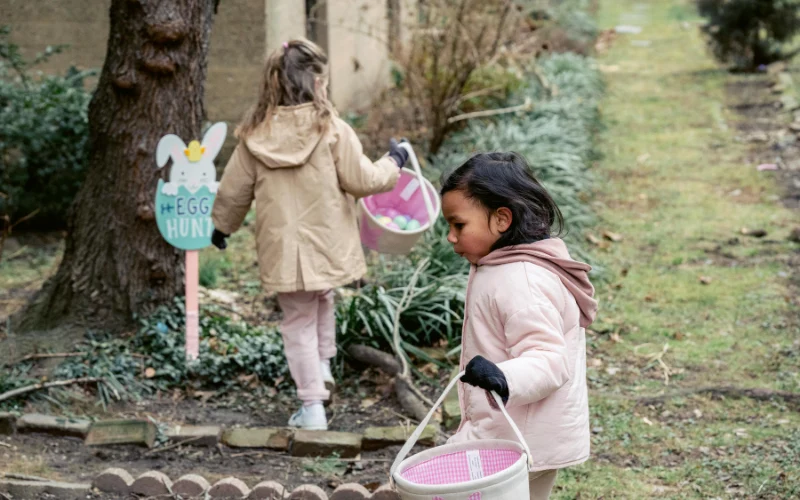 Easter Egg Hunt Photo Idea, Easter Portrait Photoshoot