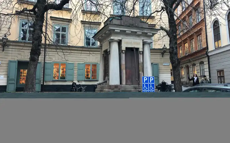 Corrupted image, damaged photo, car photos, jpeg repair toolkit