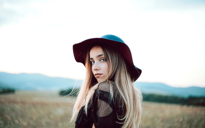 Women portrait poses, best portrait photography guide for tools