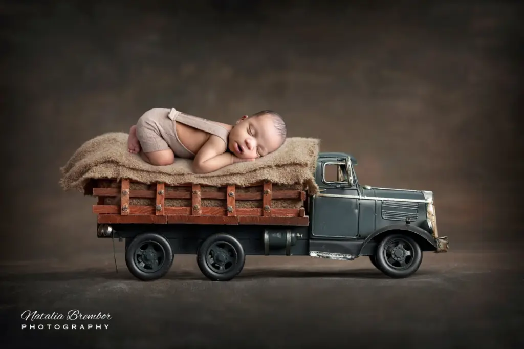 cute baby, baby boy, sleeping baby, baby photoshoot, newborn photoshoot