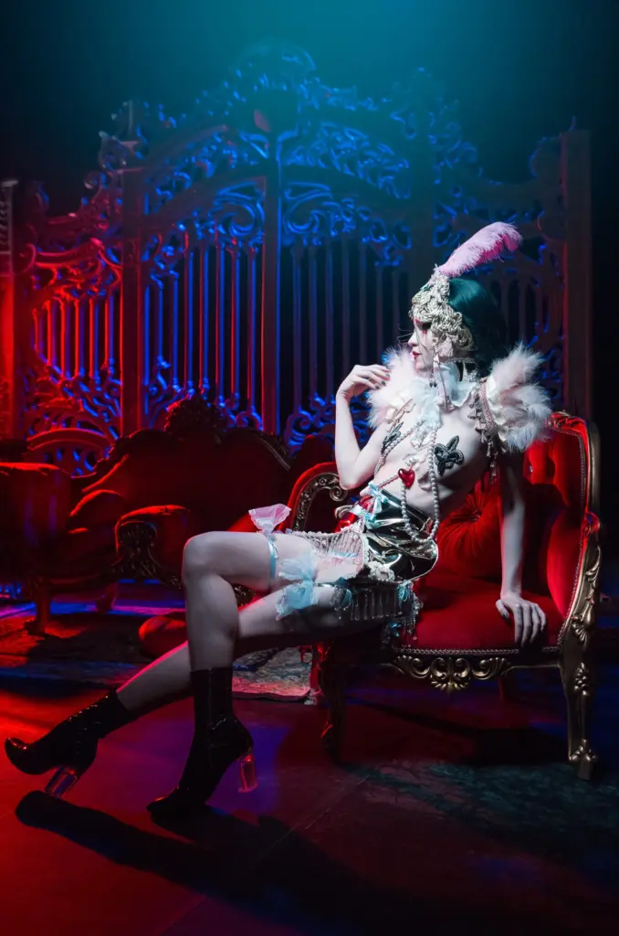 fashion photos, creative photography, glitter filters, photogra[phy courses